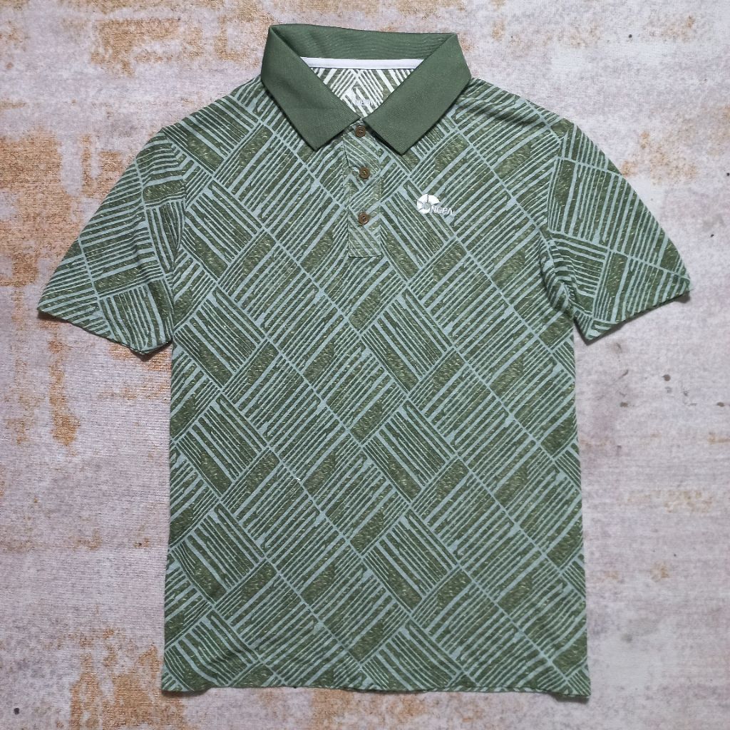 Kaos kerah Nepa