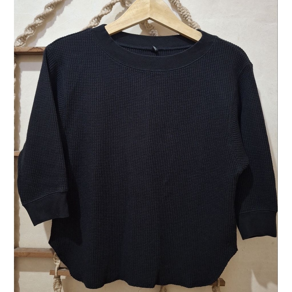 Preloved atasan waffle UNIQLO