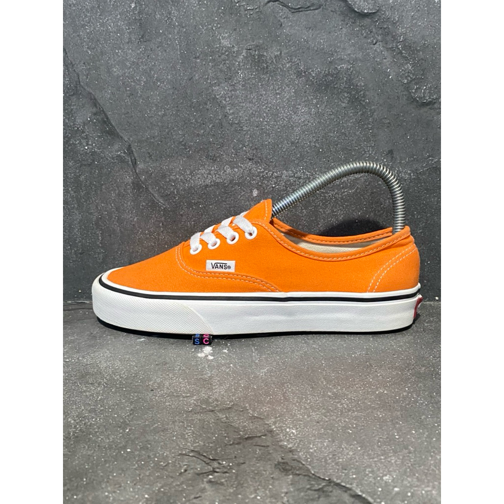 Authentic A5544