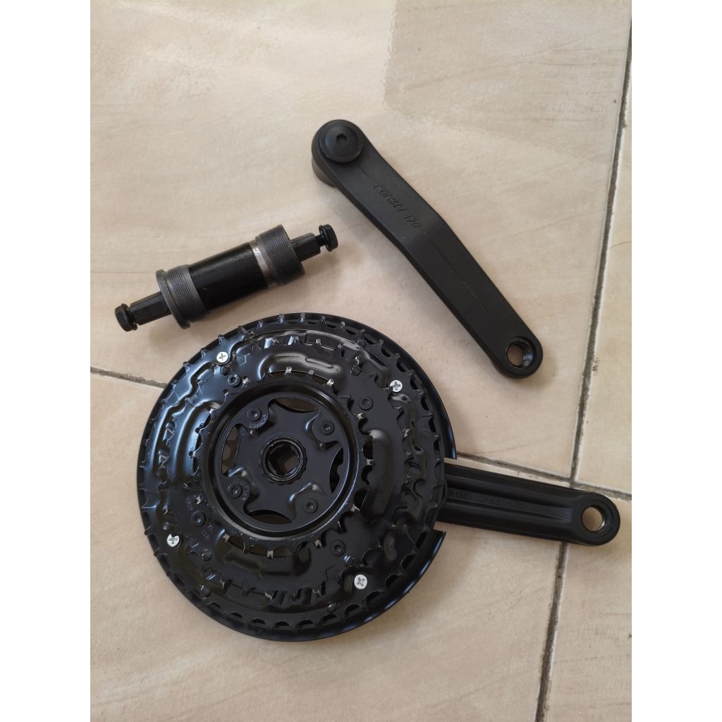 Crankset 3 speed + BB kotak