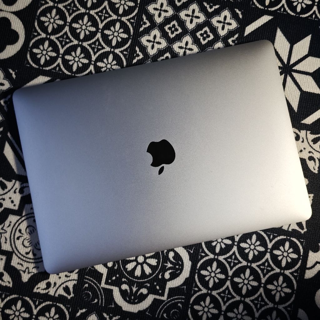 MacBook Pro 2020 13" 8/512GB Core i5 iBox