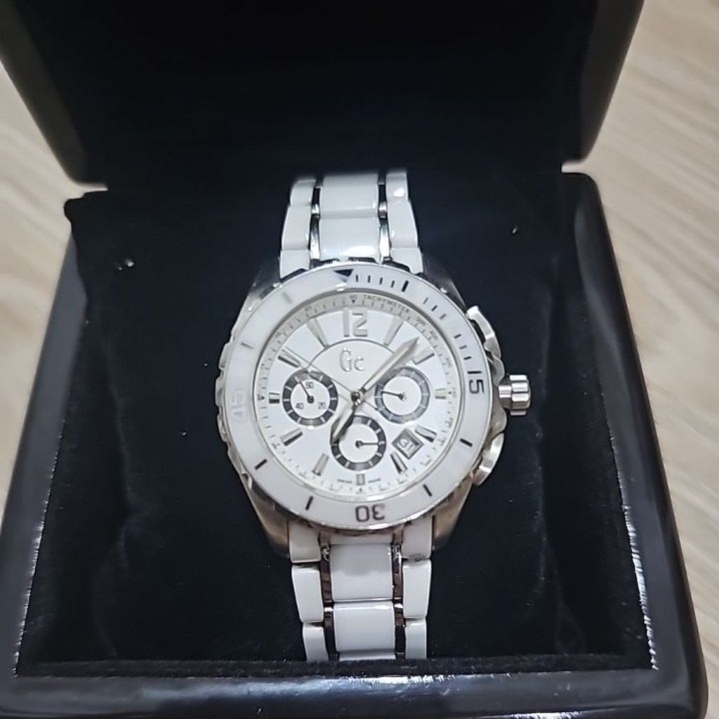 Jam Guess kw premium