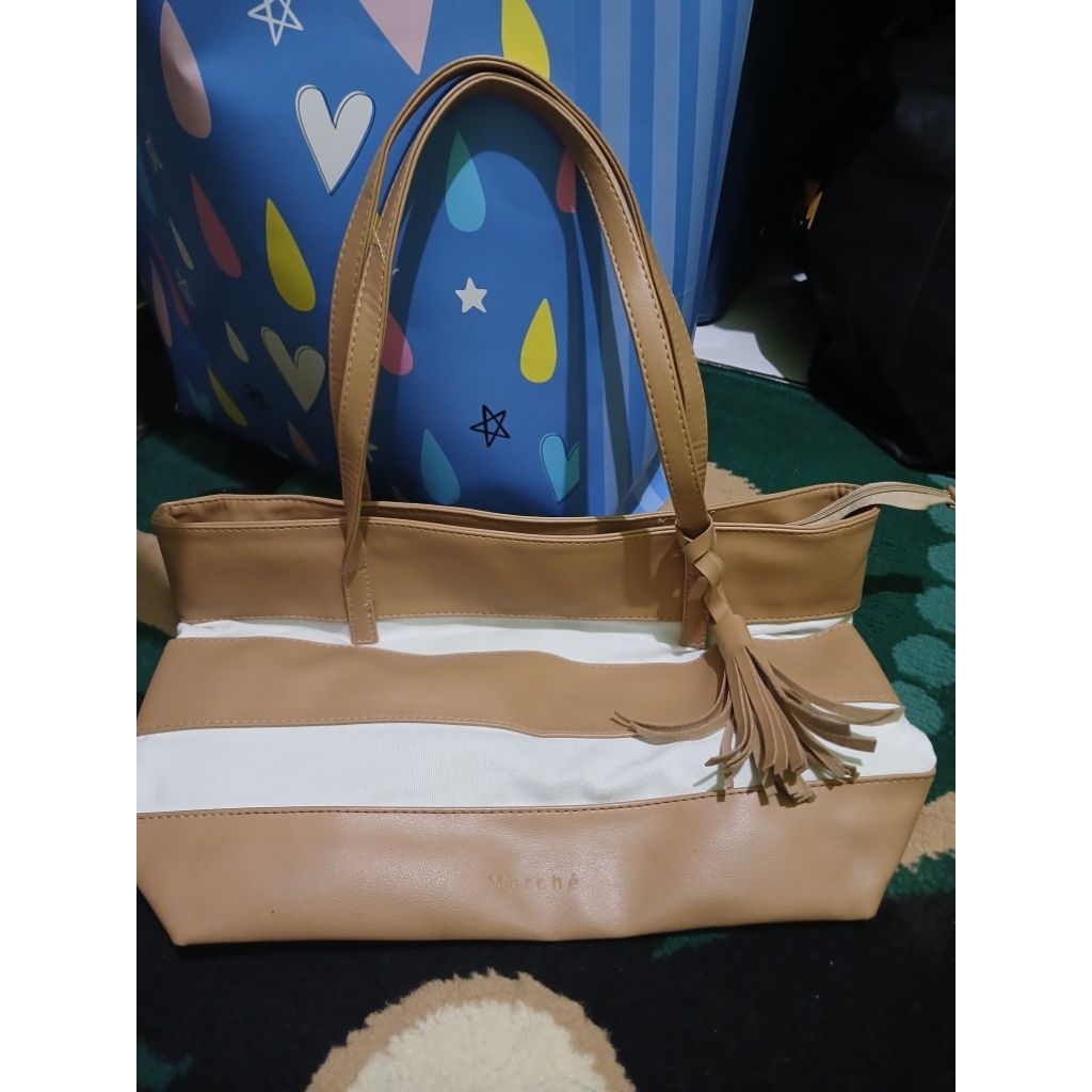 PRELOVED TOTEBAG MERCHE MODEL LAMA
