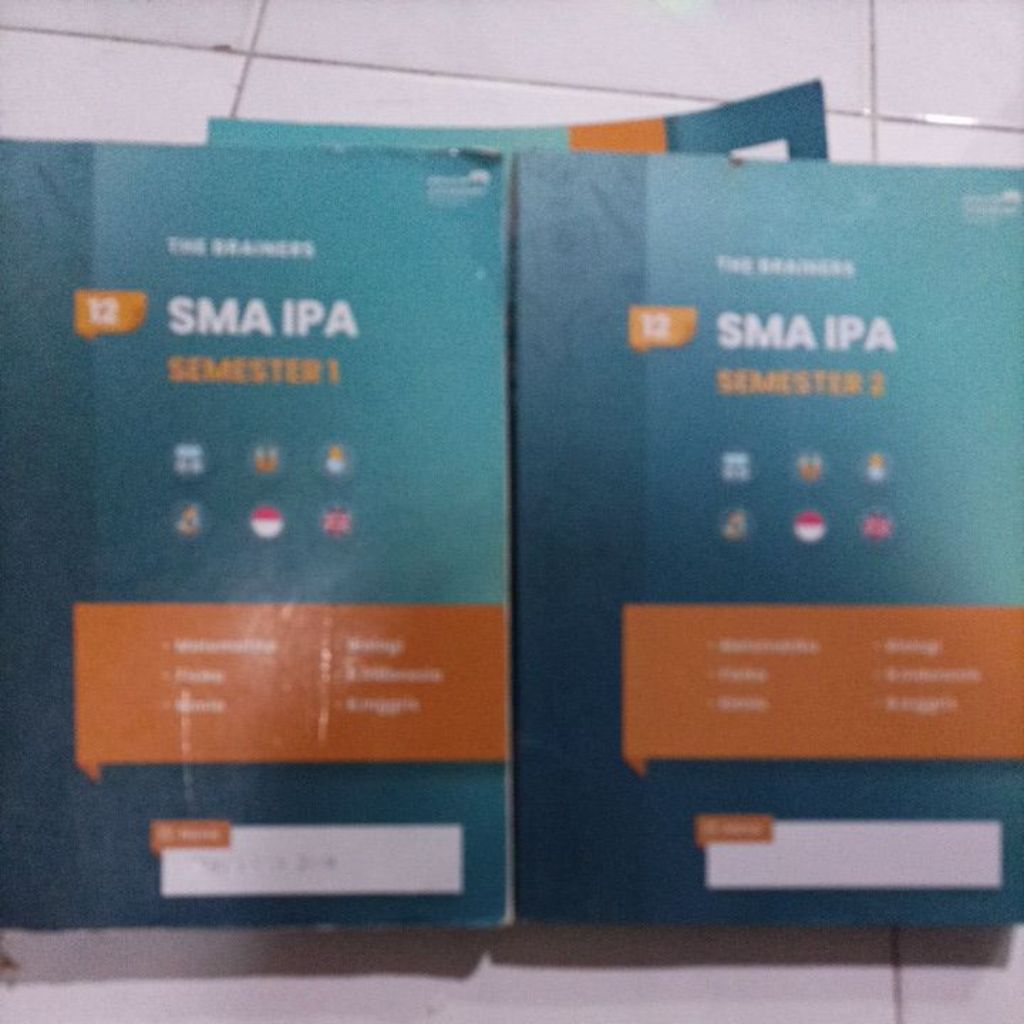 2 buku : The Brainers SMA IPA kls 12 sms 1 & 2