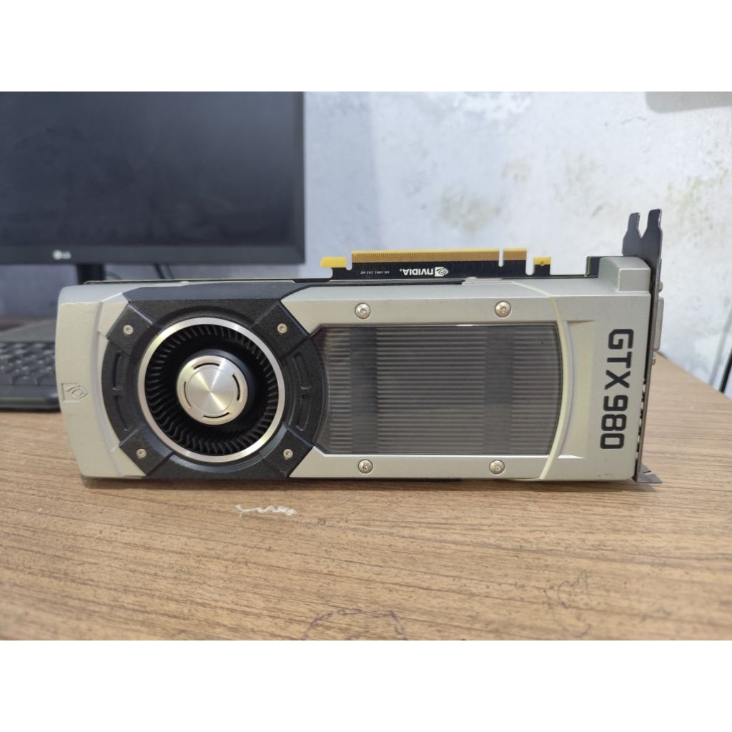 VGA GTX 980 4gb DDR5 FOUNDER EDITION GPU NVIDIA KOMPUTER