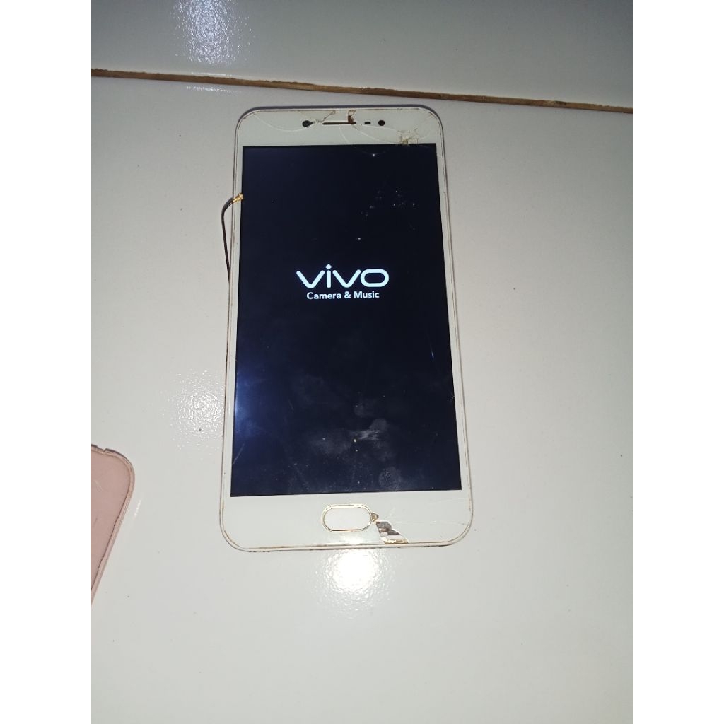 lcd vivo v5 retak normal+koncas