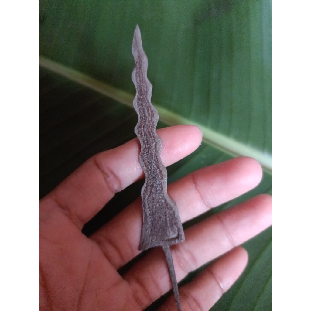 LUK 11 KERIS HIASAN