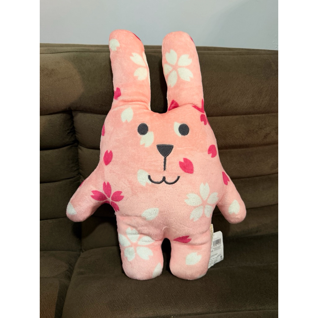 Boneka kado/koleksi bantal Craftholic Sakura pink original