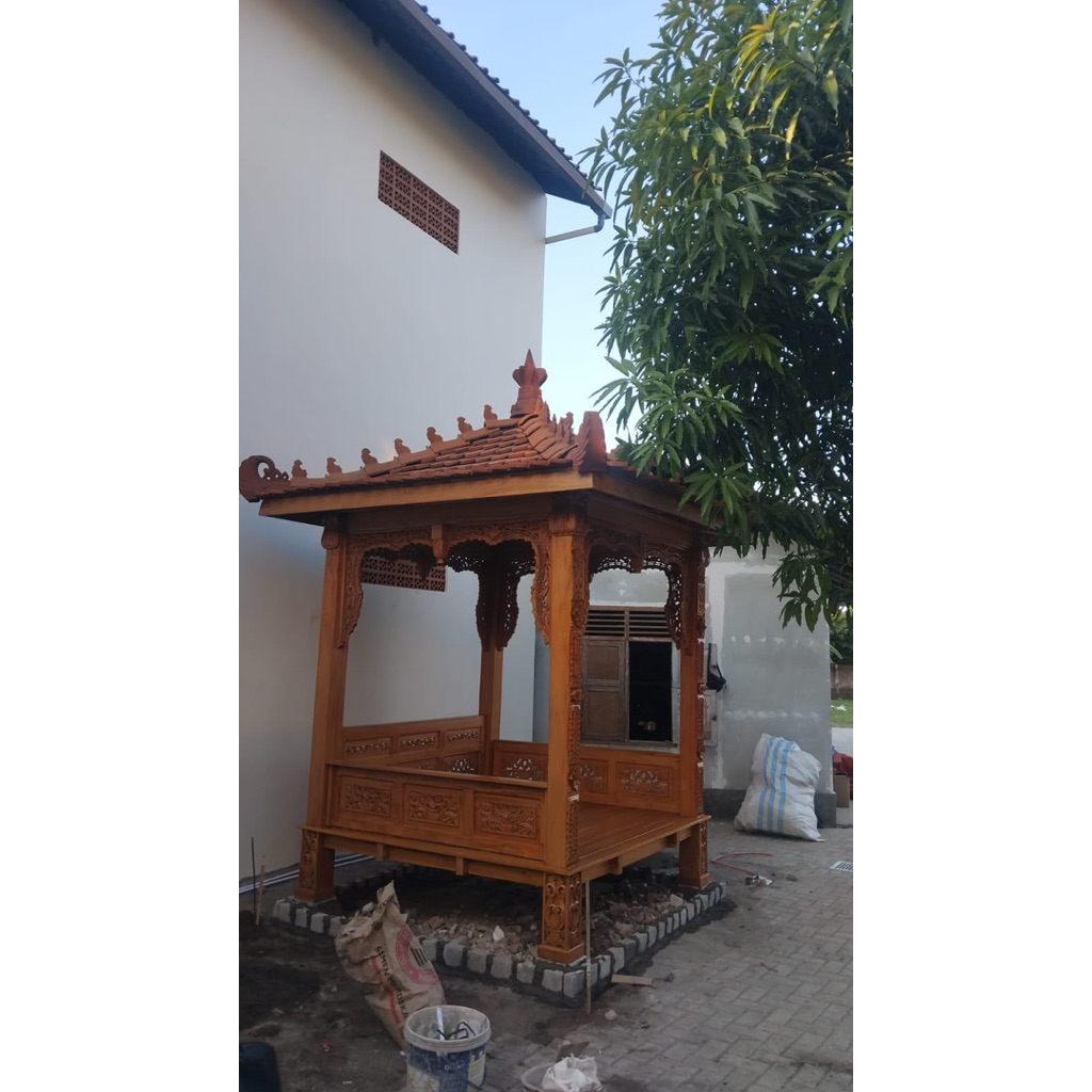 gazebo ukir 2x2
