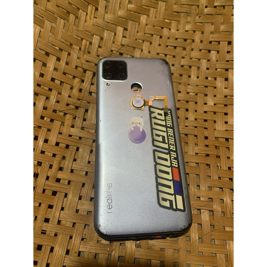 Realme c15 Ram 4 GB / 64 GB Resmi | Ada minus