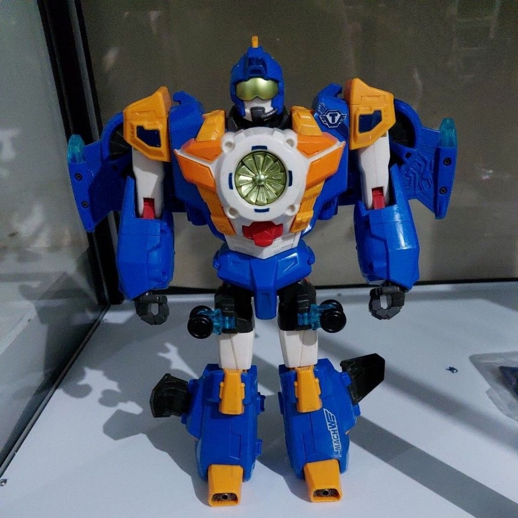 Tobot Mach W Integration Robot Transforming Robot Car to Robot Animation Character Youngtoys