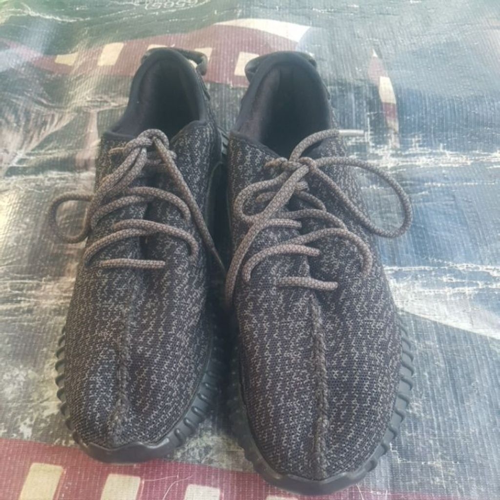 sepatu Adidas Yessy Boost size 46
