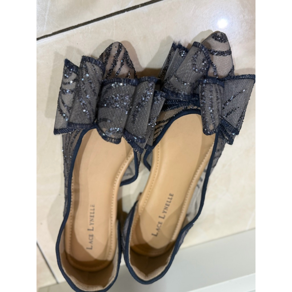 lace lynelle flat shoes party formal navy preloved 99% size 40