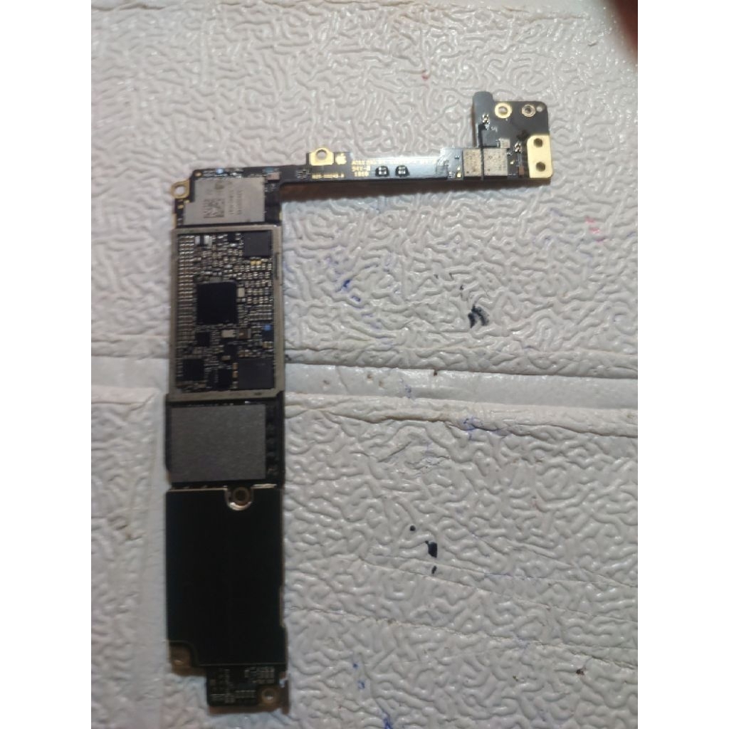 Mesin iphone 7 plus 128gb