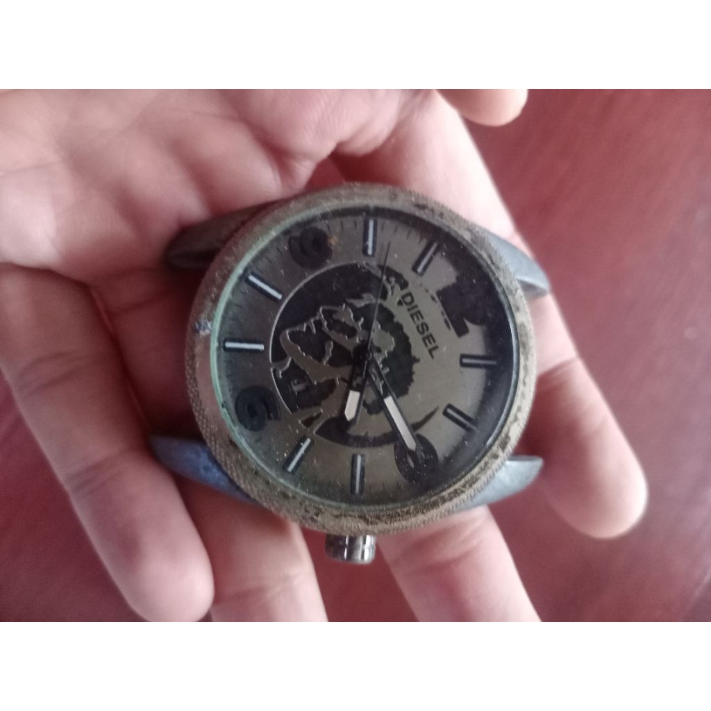 Jam tangan Diesel