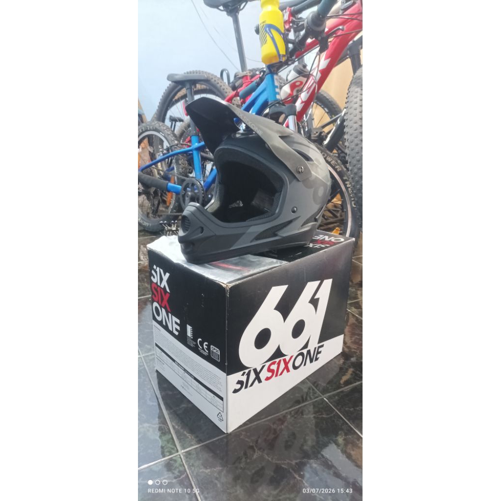 helm dh enduro 661 six six one comp