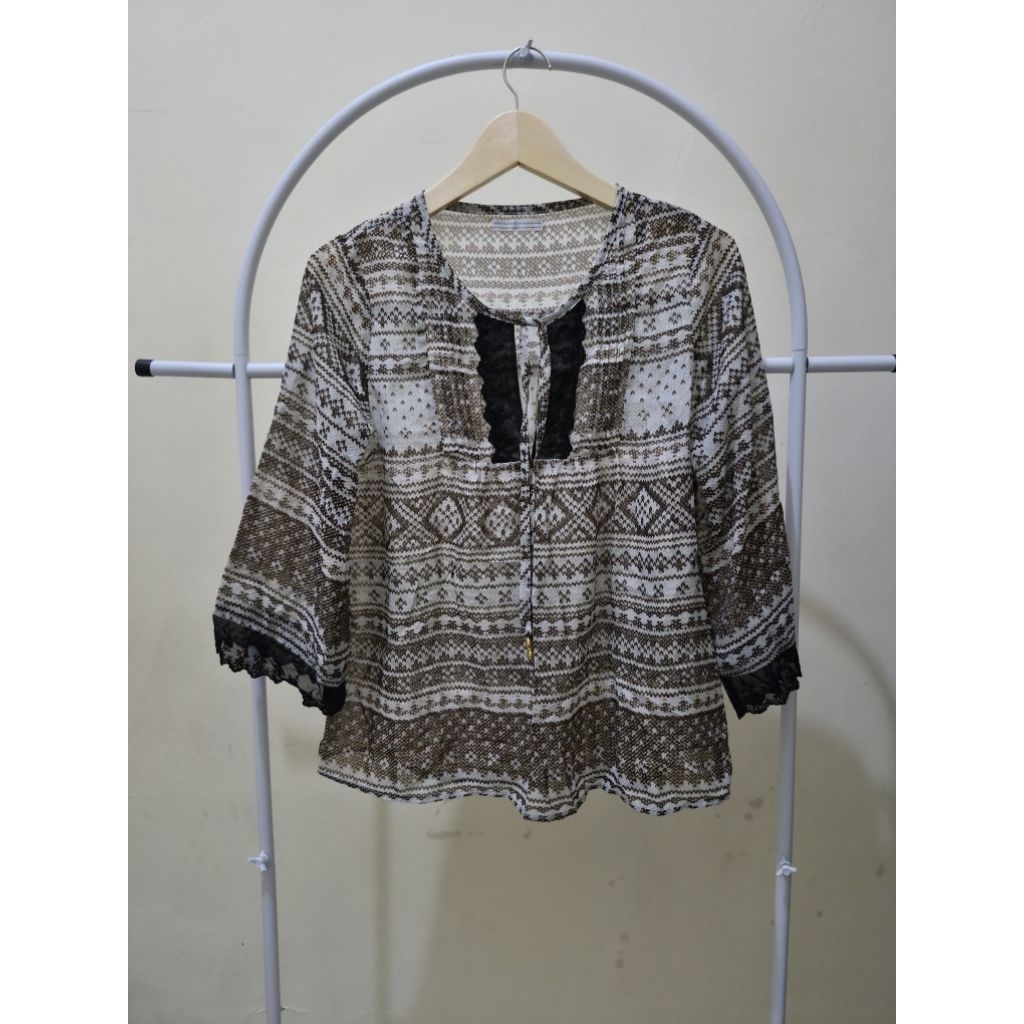Preloved by manda, outer motif bohemian