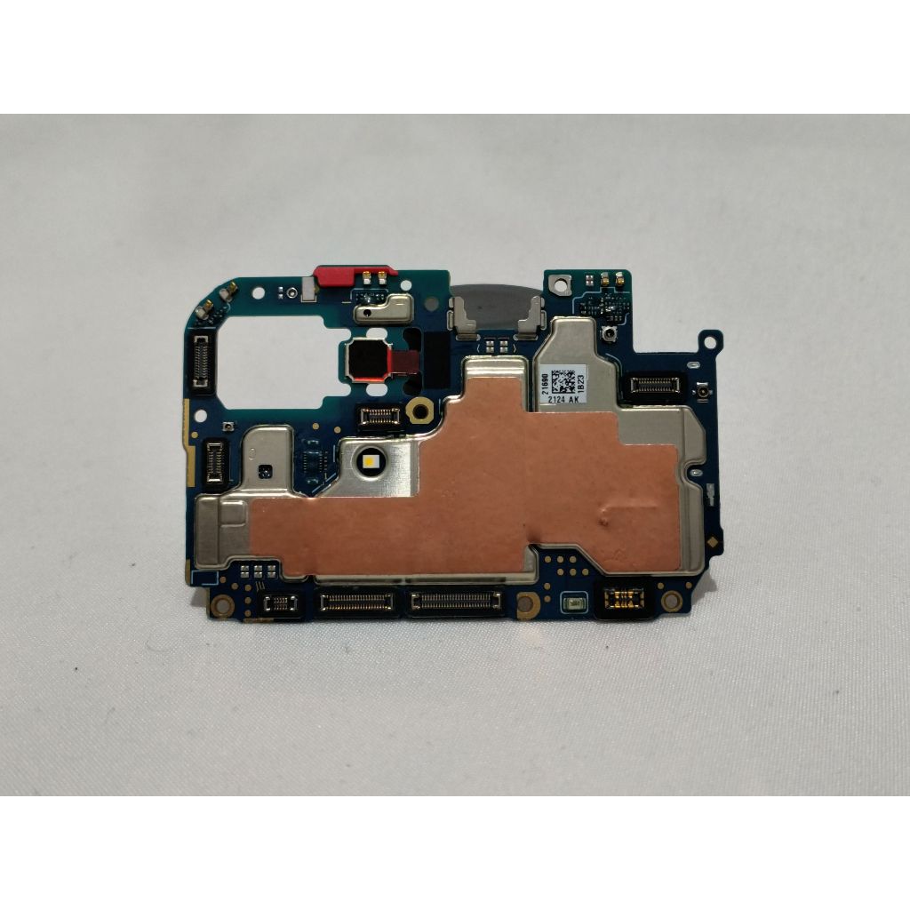 Mainboard mesin realme 8i (6/128GB) sparepart baru, original segel dan berfungsi normal.