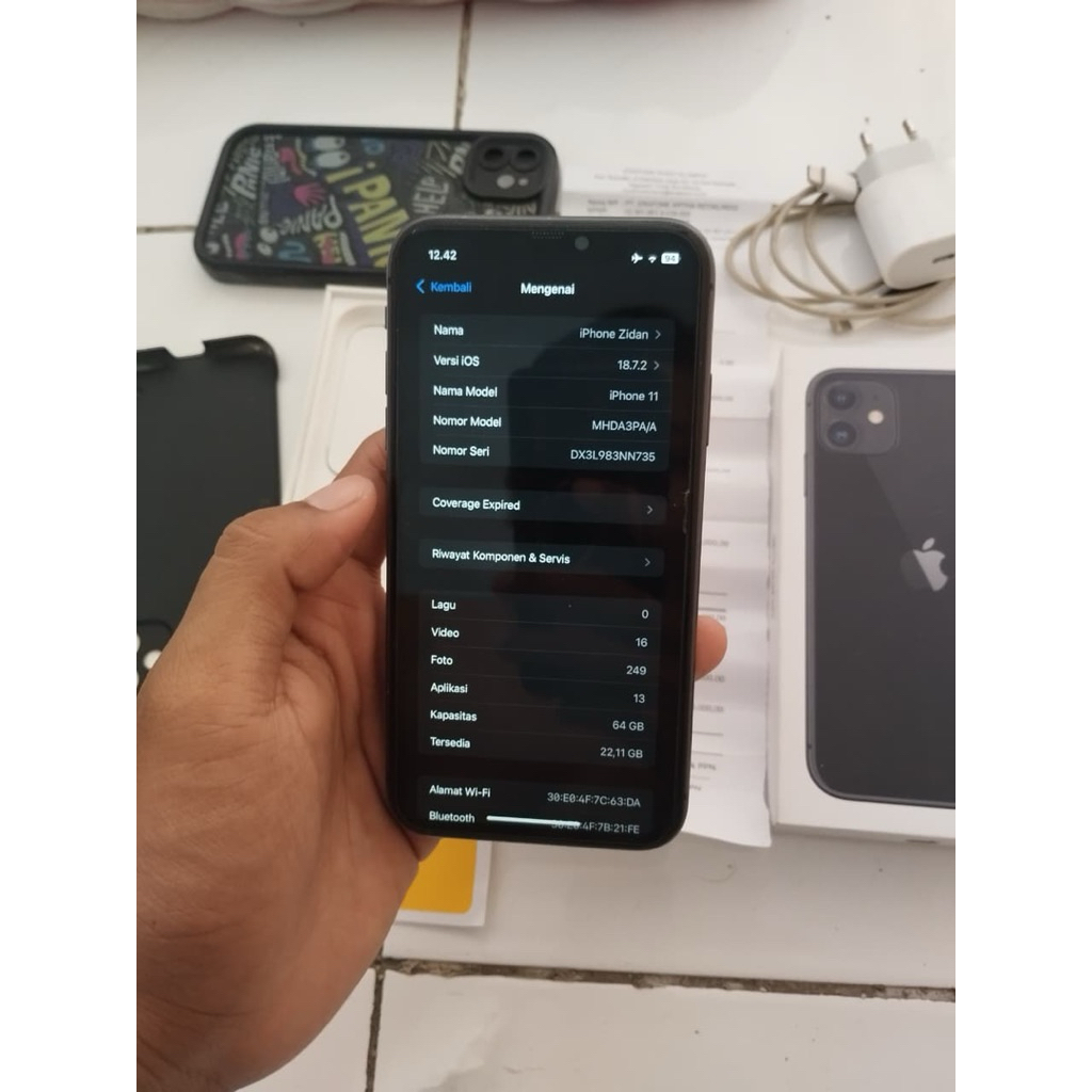 Iphone 11 64 ori pribadi