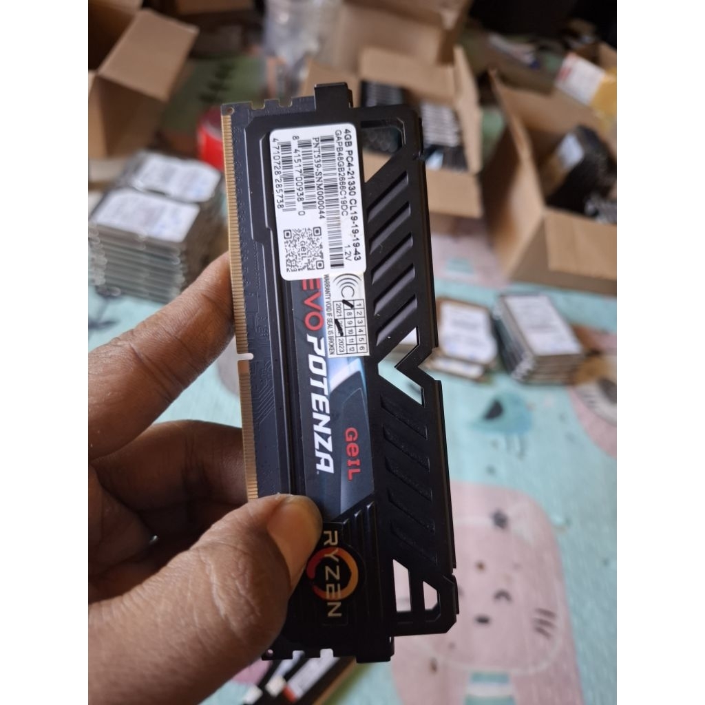 Ram pc ddr4 Geil Potenza bekas normal longdimm