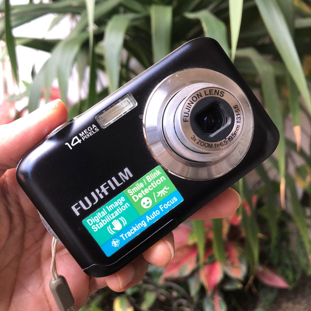 fujifilm finepix jv200