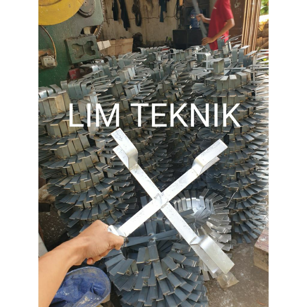Slack Support / Slack Hanger Ukuran 50×50cm gulungan kabel di tiang pln tiang fiber optik / aksesori