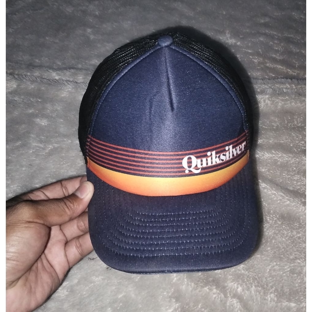 Topi Trucker Quiksilver Size 53 - 55cm Second