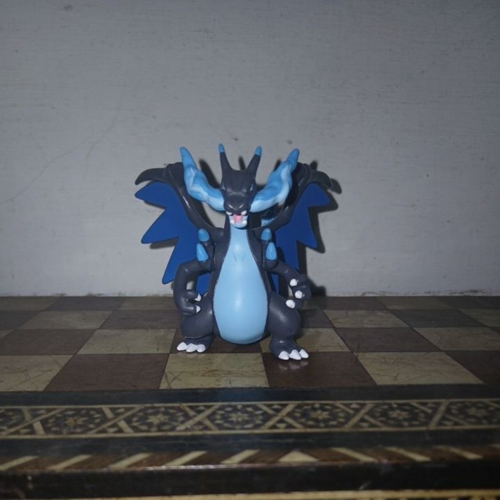 Mega Charizard X Moncolle