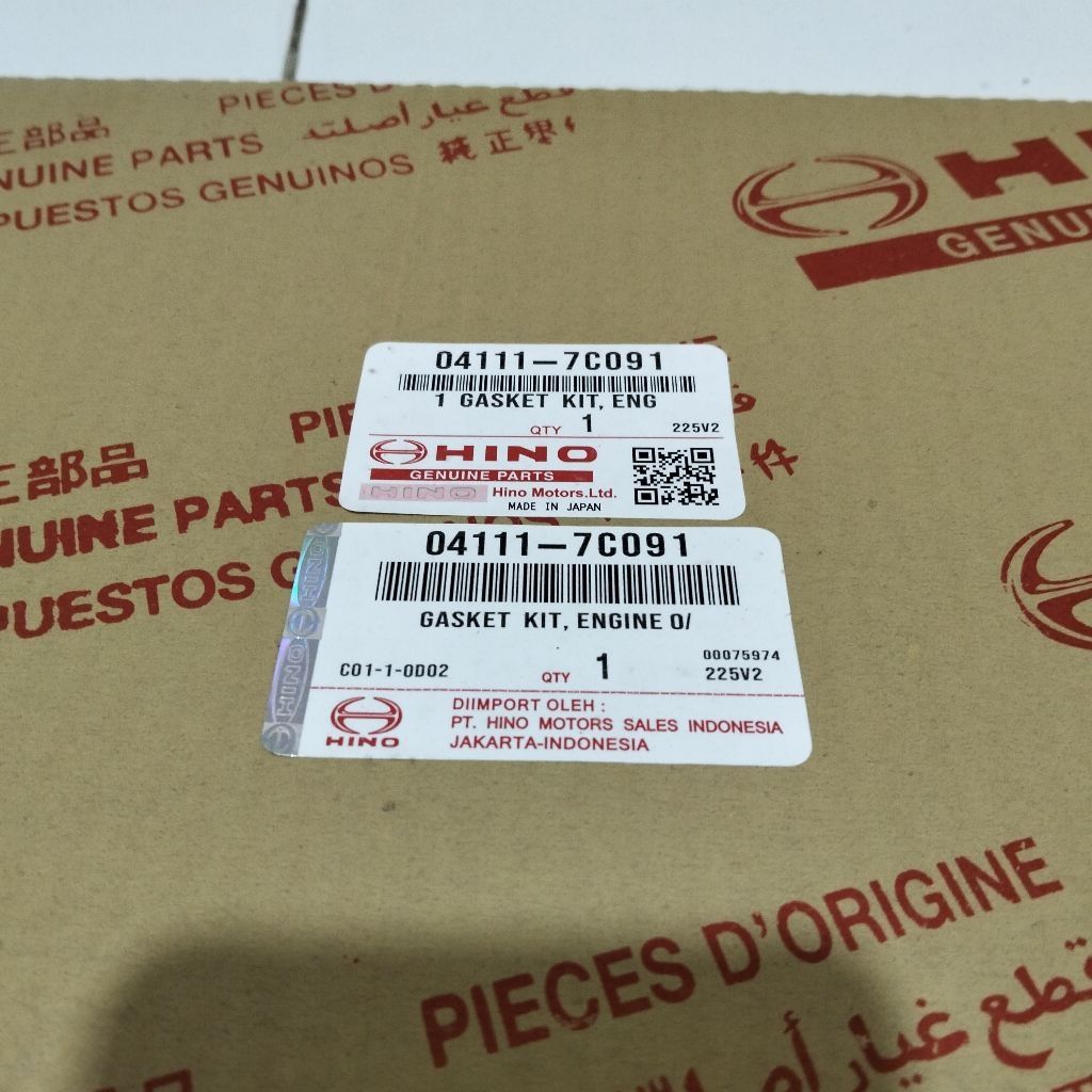 PAKING SET HINO DUTRO 130HT 04111-7C091 ASLI HOP