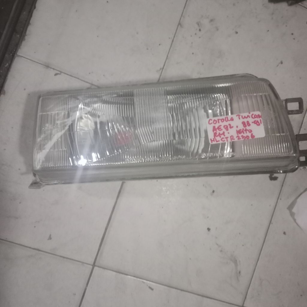 head lamp ae92 Corolla twincam kanan asli koito
