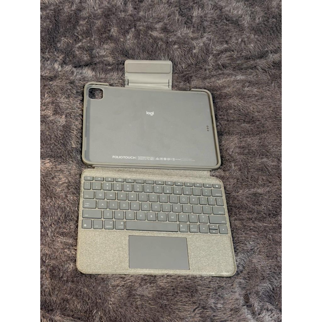 Logitech magic keyboard ipad pro ex ipad pro m1