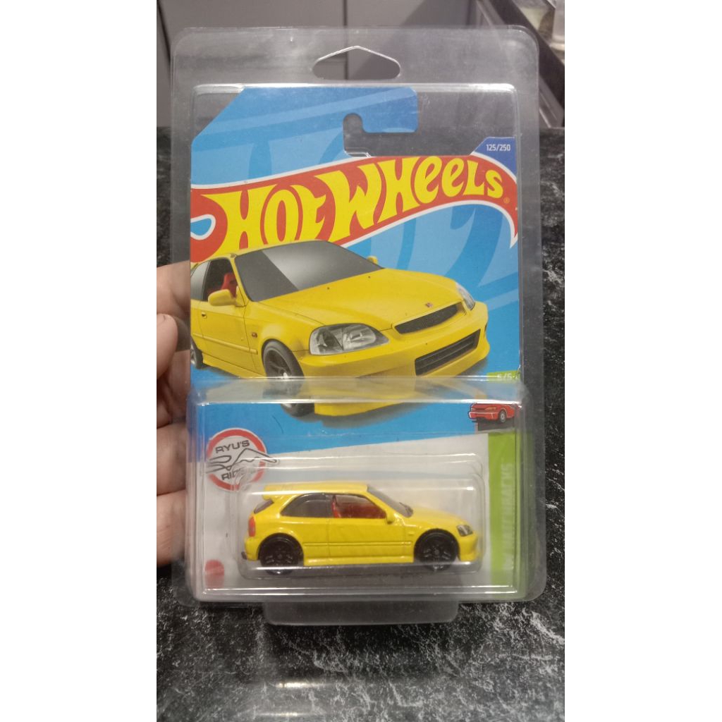 Hot wheels 99 Honda Civic Type R EK9 dan 2018 Honda Civic type R Police
