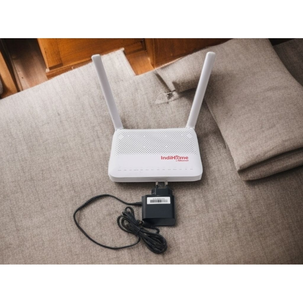 Fiberhome dual band / HG 6145 D2 / HG 6045 F3 unit + adaptor