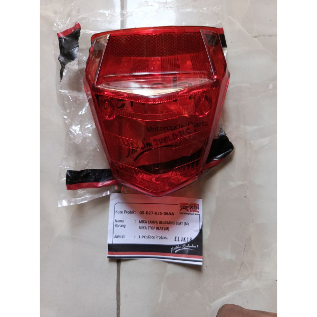 mika  lampu belakang beat karbu, merek tensi