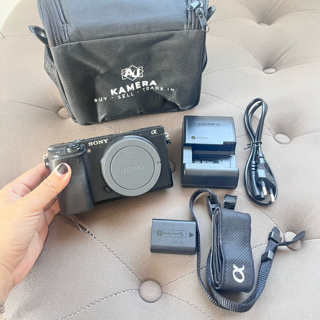 SONY A6300 BODY ONLY