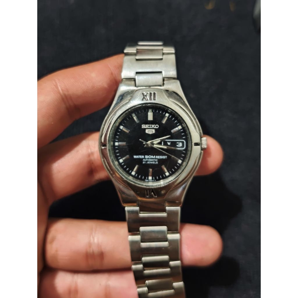 SEIKO 5 AUTOMATIC 7S26 21 Jewels Dial Hitam