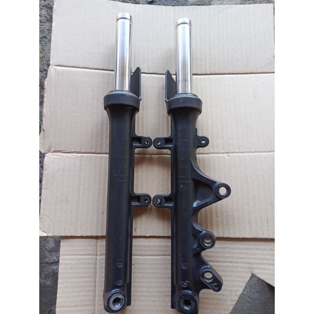Shock depan aerox new  aerox old Yamaha  kyb original downsize