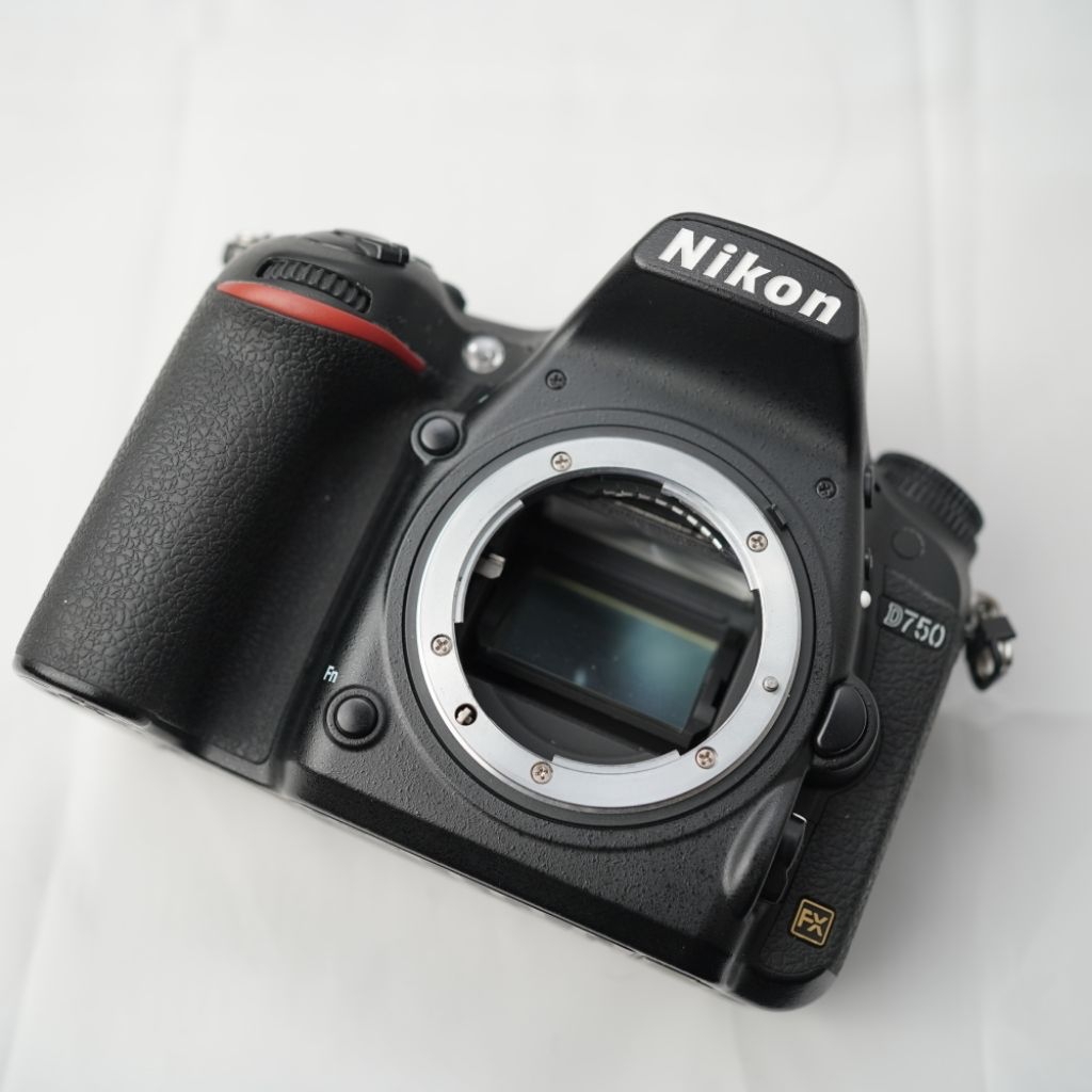 NIKON D750 BODY ONLY - NIKON D750 BODY ONLY