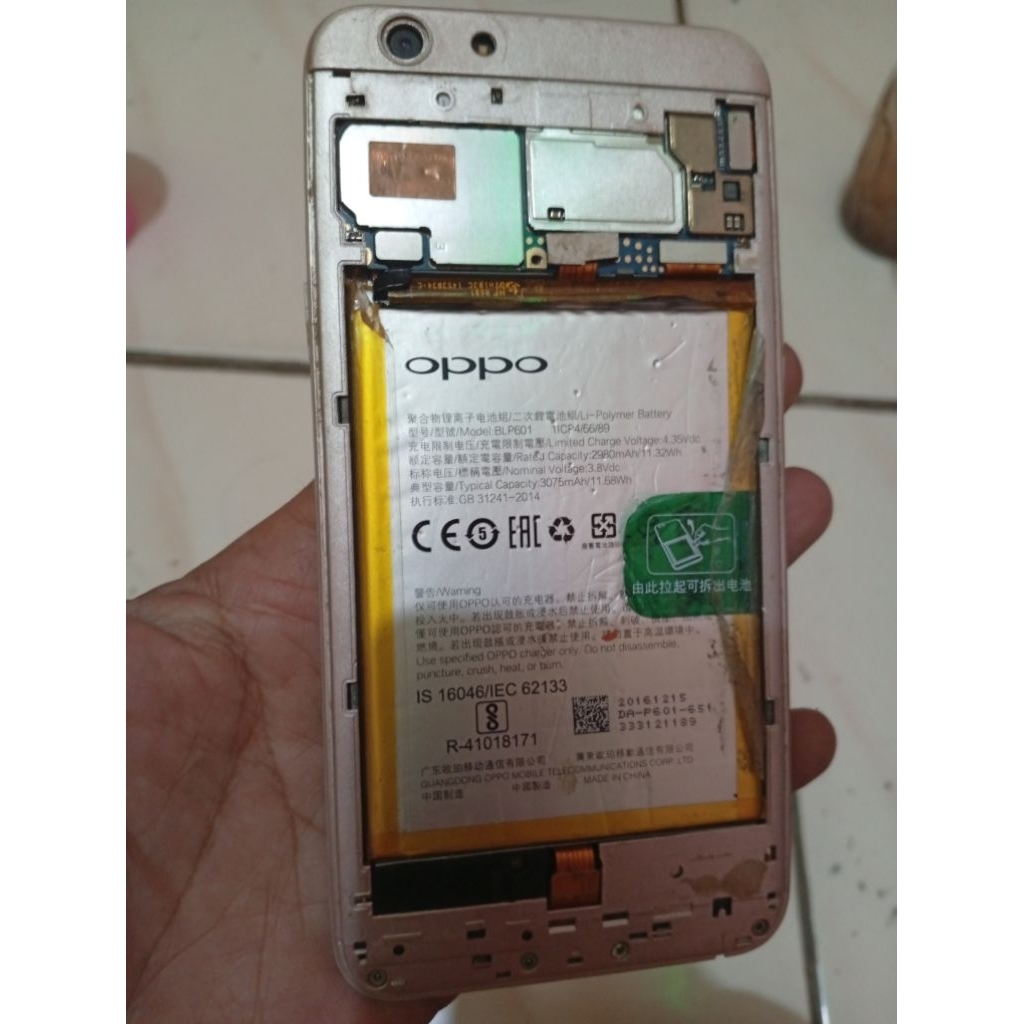 hp oppo f1 S bahan minus
