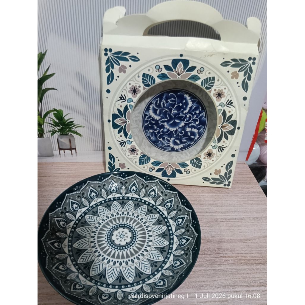 SOUVENIR PIRING CETAK CUSTOM KEMAS BOX SOUVENIR