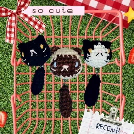 [lovenknot.co] ​Crochet Cat Phone Charm / Keychain
