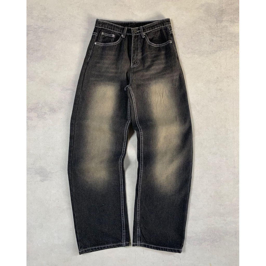 Trillion Loose Fit Jeans