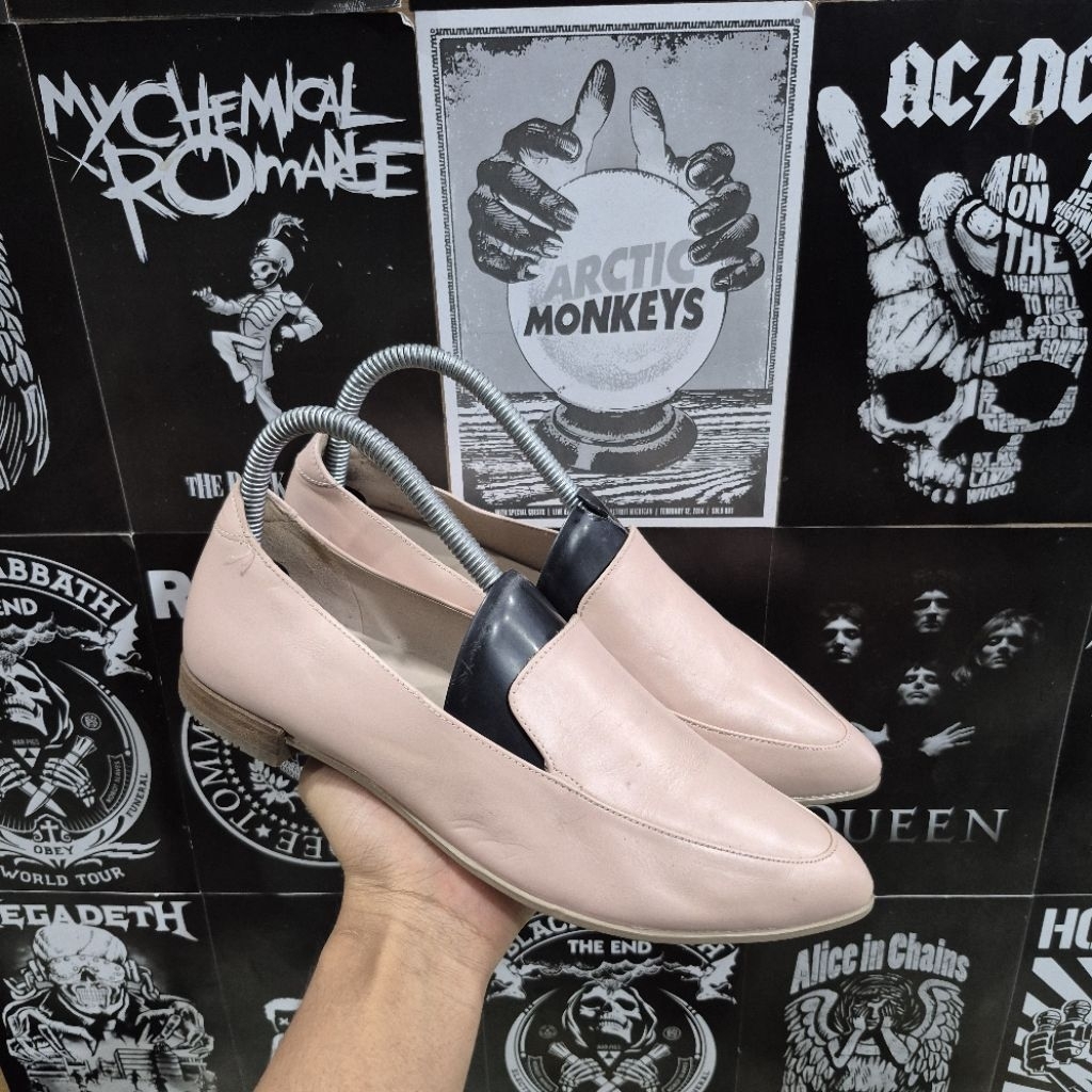 Sepatu Ecco Flat Shoes Wanita(37-38)