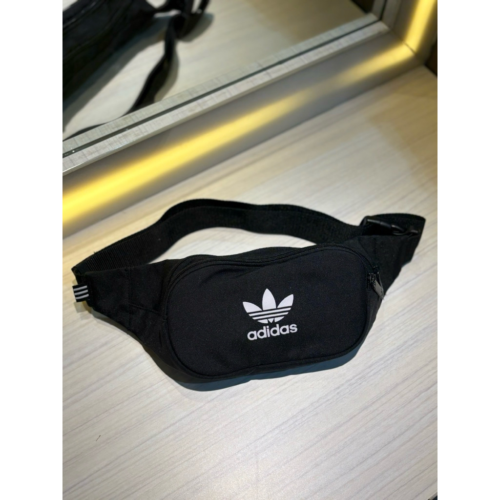 PRELOVED - ORIGINAL / ADIDAS / Like New / Waist / Sling / Bag / Boy / Man / Tas / Pria / Anak Laki-L