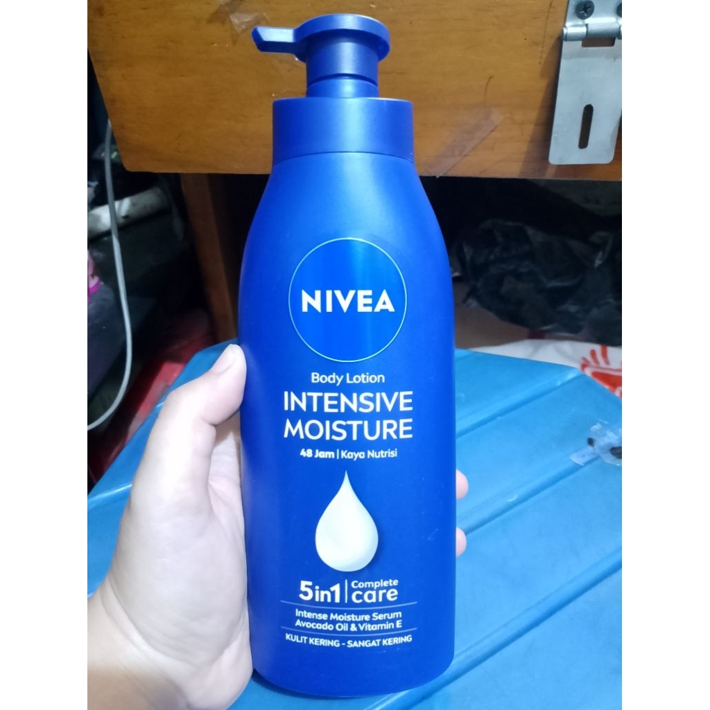 Nivea Body Lotion Pelembab Kulit Kering 380ml - 380ml