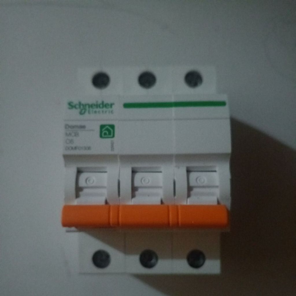 MCB 3 phase