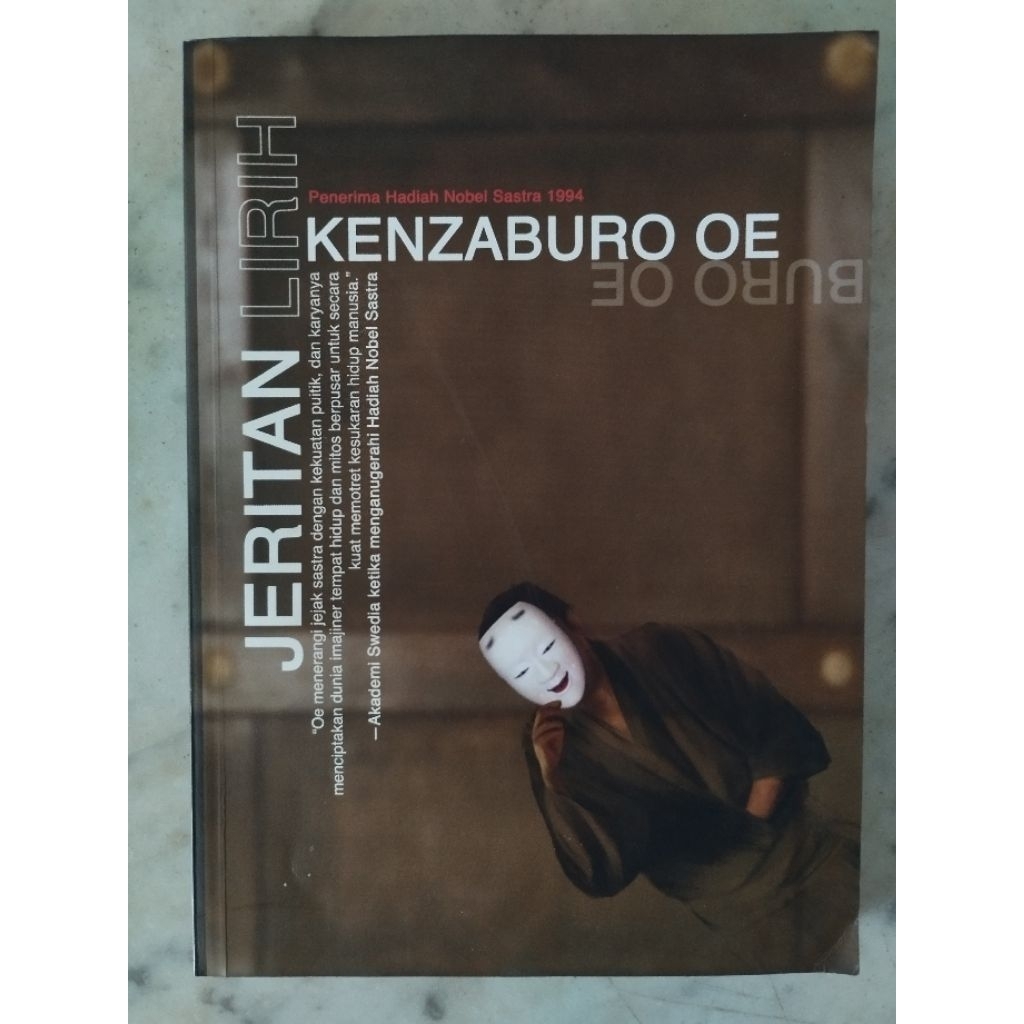 Buku Jeritan Lirih Kenzaburo Oe Penerima Hadiah Nobel Sastra 1994 Cover Masker Tradisional