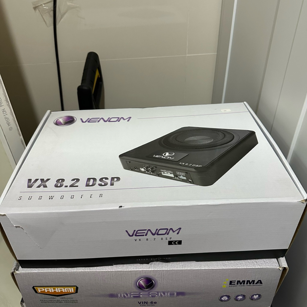 Subwoofer Kolong Aktif + Processor PNP (Plug-N-Play) VENOM VX 8.2 DSP Second Kondisi Bagus