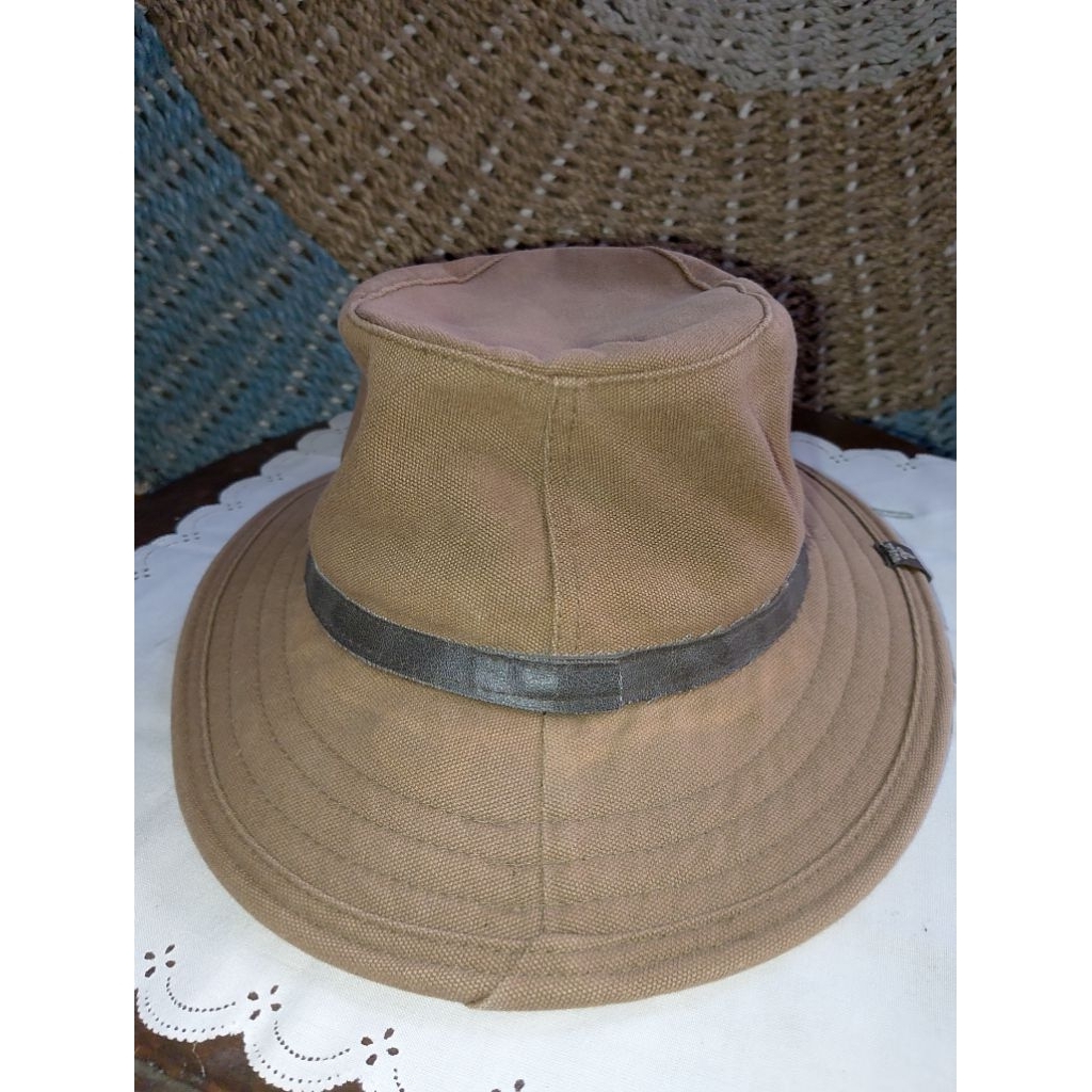 topi cowboy outdoor model filson Indiana jones