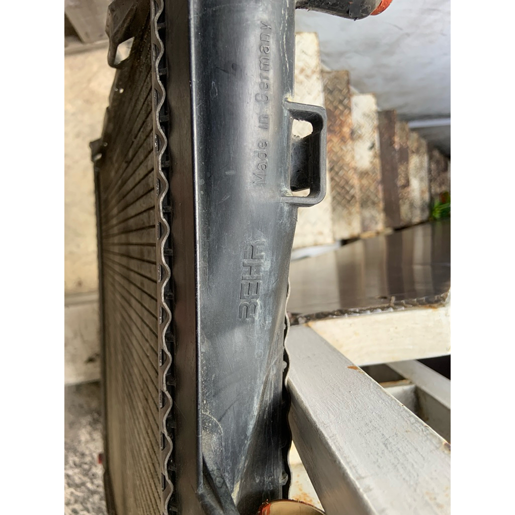 Radiator W124 300e
